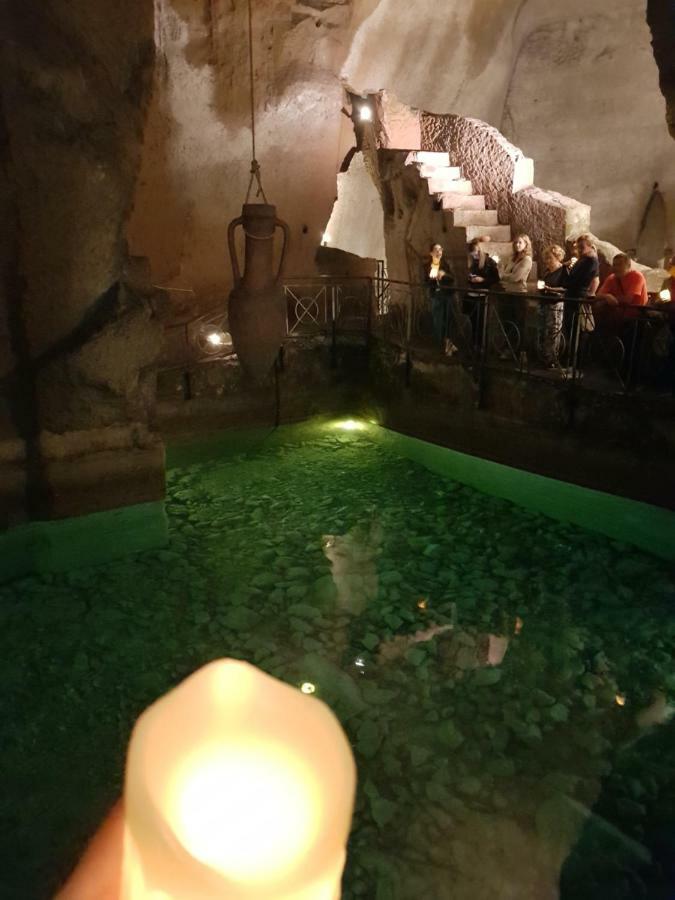 Casa Alessandra Наполи Екстериор снимка